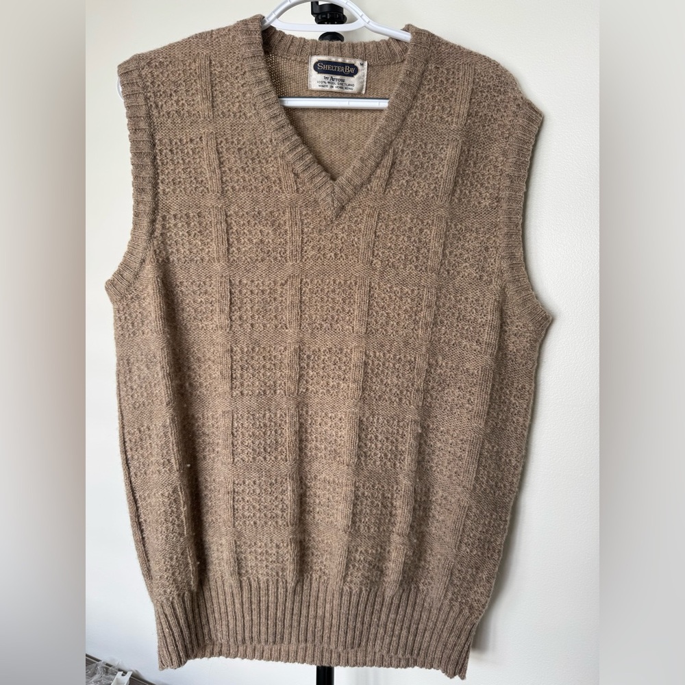 Shelter Bay Wool Sweater Men’s Vest Sweater Tam Light Brown Size M Light‎ Weight